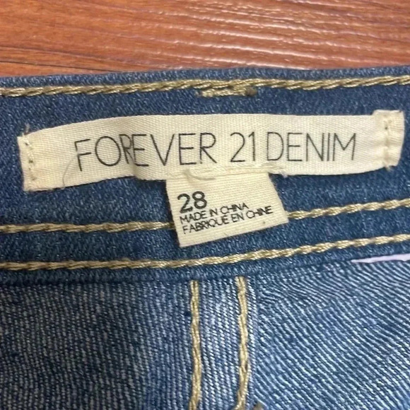 Forever 21 jeans bundle, size 28 - Picture 4 of 9